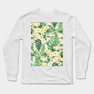 Textured Vintage Daisy and Fern Pattern Long Sleeve T-Shirt